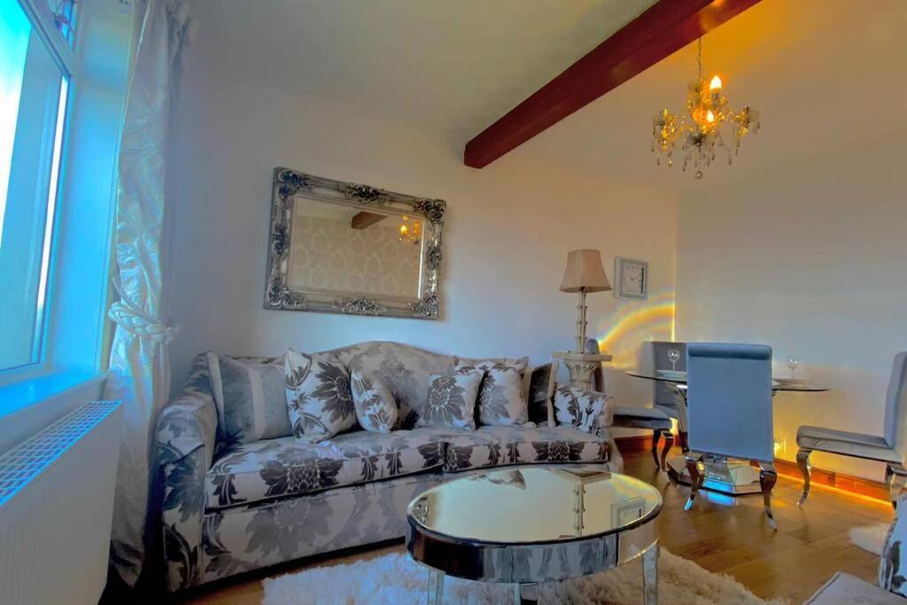 Beautiful Sea View 2 Bed Home Port Glasgow Eksteriør bilde