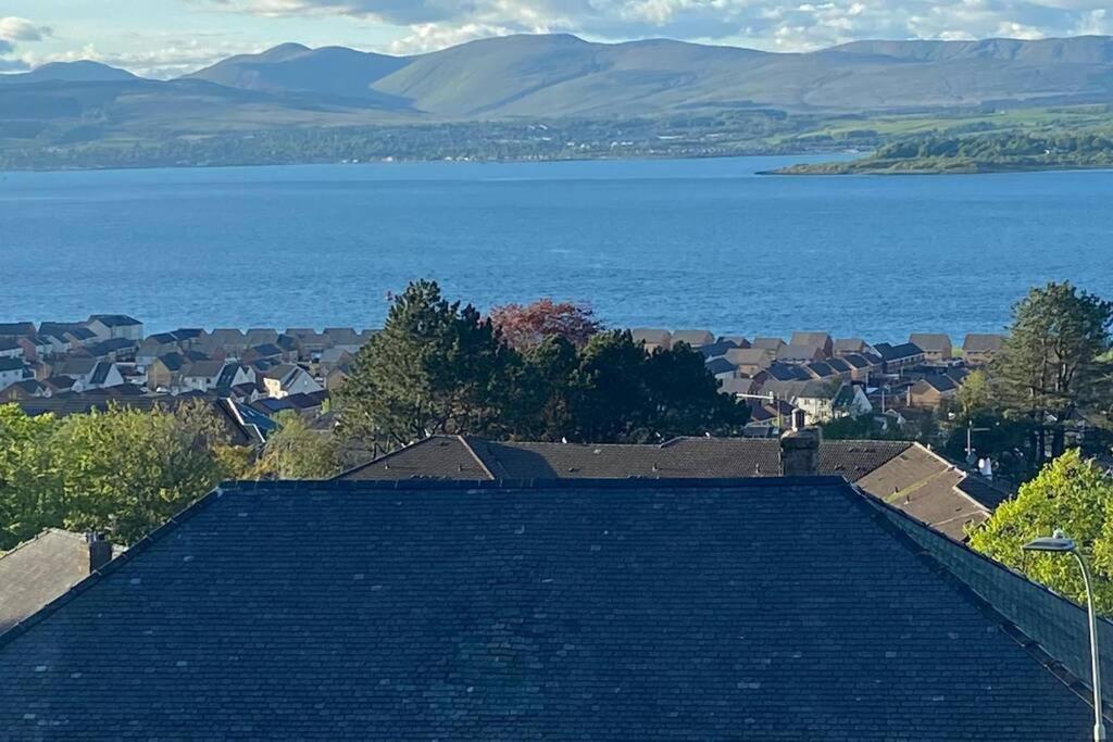 Beautiful Sea View 2 Bed Home Port Glasgow Eksteriør bilde